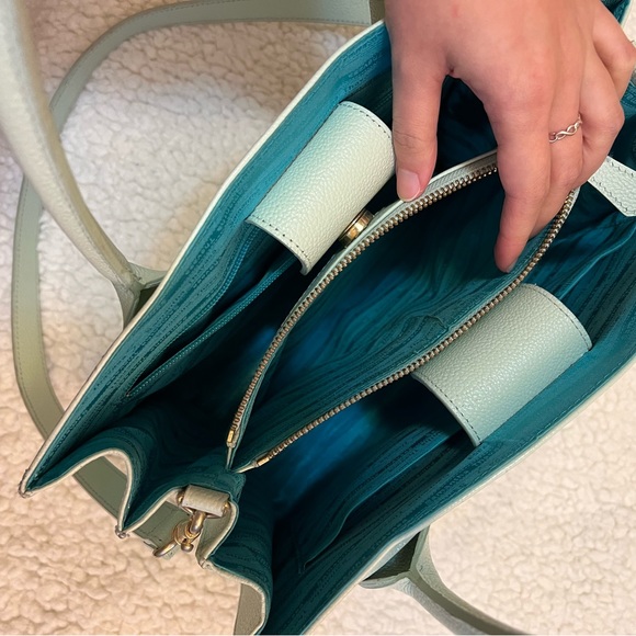 Samantha Thavasa bag - Picture 3 of 8